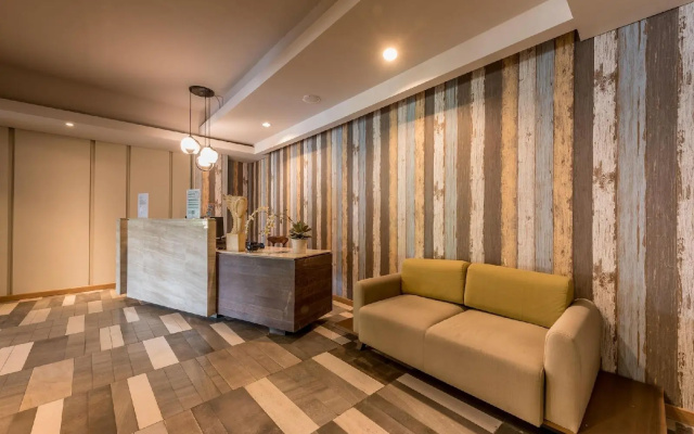 Grande Valore Hotel & Serviced Apartment