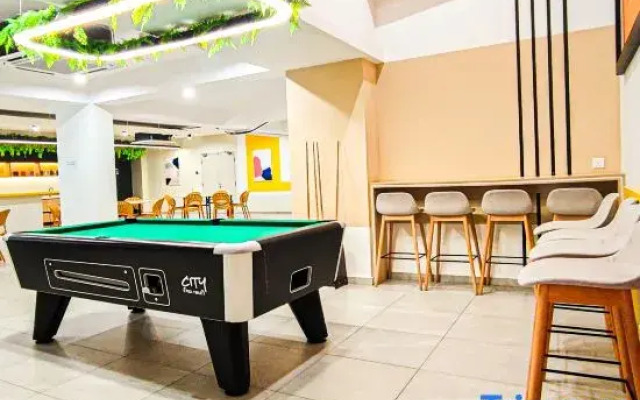 Fluffy Stay at Huni Setia Alam by HCK