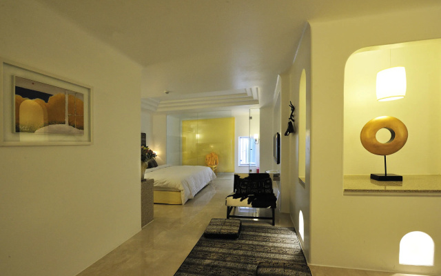 MS Hotel