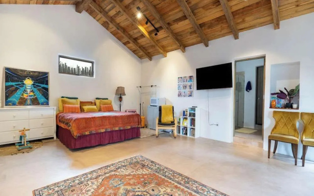 Lupita Garden Retreat
