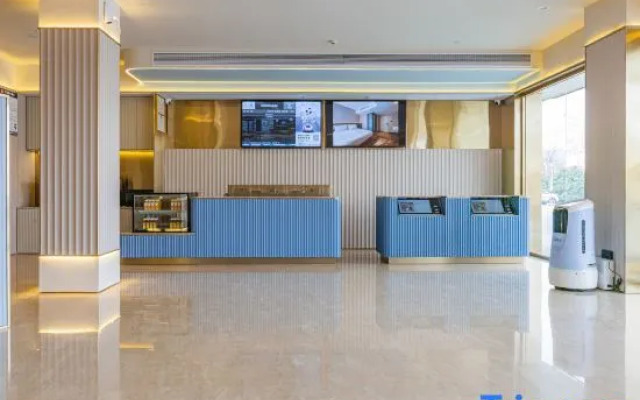 HanTing Hotel (Huanggang Tuanfeng Bus Station)