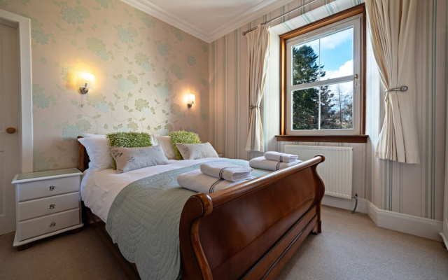 Rowan Tree Country Hotel