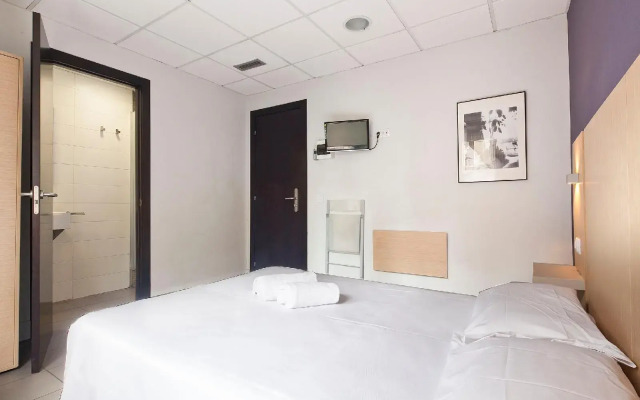 Fga Hostal Putxet, Barcelona, España
