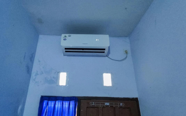 YS Homestay near Terminal Bayuangga Probolinggo