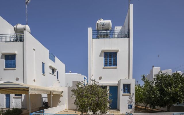 Отель Protaras Villa Stef вид на фасад