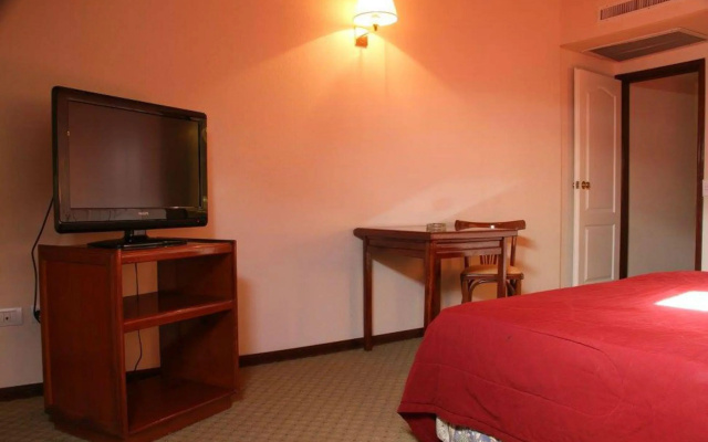 Hotel Reviens