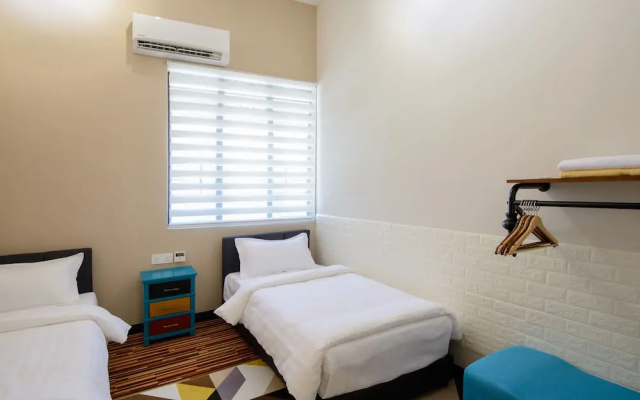 3-Bedrooms Gurney Terrace 9 - iB12