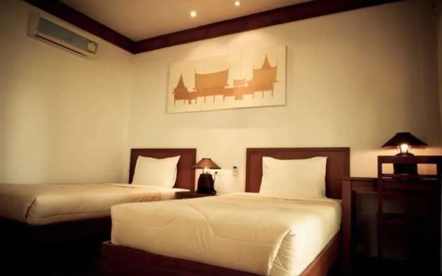 Uthai River Lake Resort