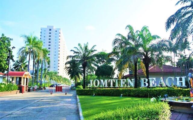 Studio Condo at Jomtien Beach 0