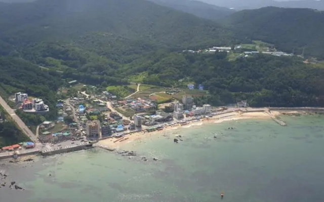 Seaside Sunrise Pension
