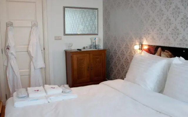 B&B Helmers