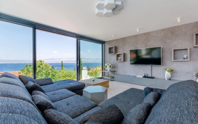 Luxury Villa Vitae With Heated Infinity Pool, 8 Sleeps