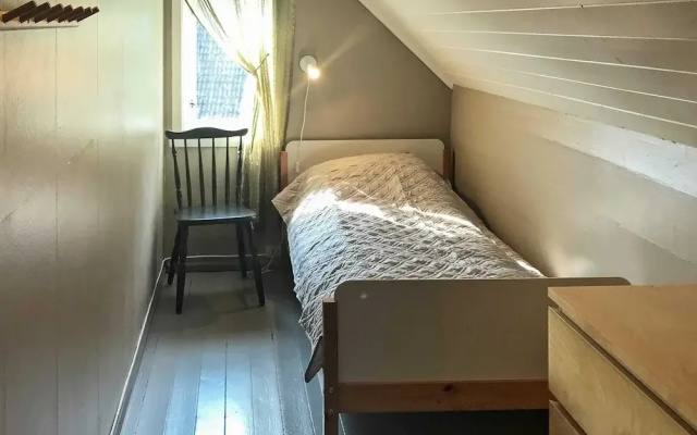6 Person Holiday Home in Oystese