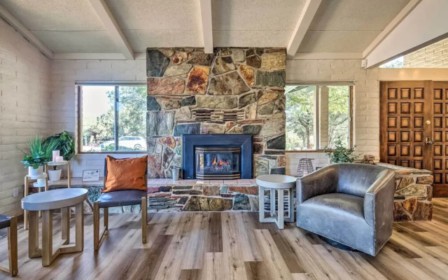 Secluded Sedona Retreat w/ Red Rock Views!