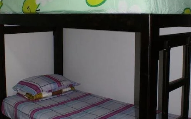 Hostal El Hangar 65