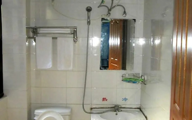 Zhouzhuang Yunxige Hostel