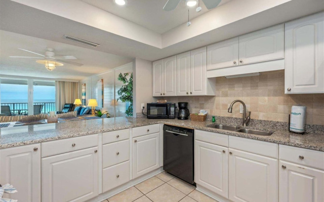 Shoreline Towers 3084 2 Bedroom Condo