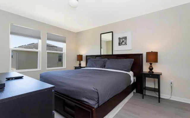 Compass Bay 3213