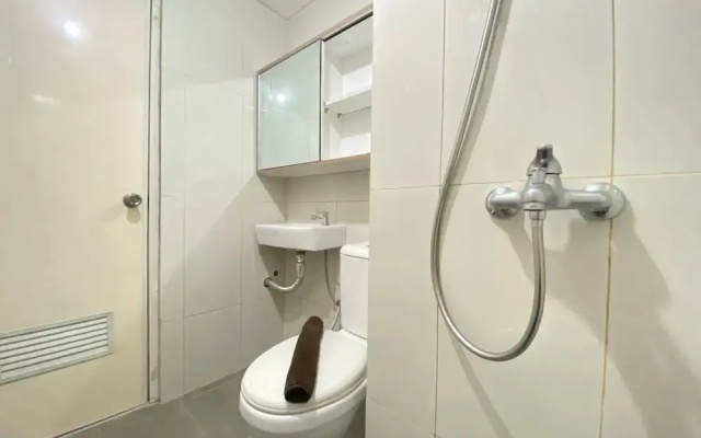 Cozy Designed Studio Apartment At Grand Asia Afrika