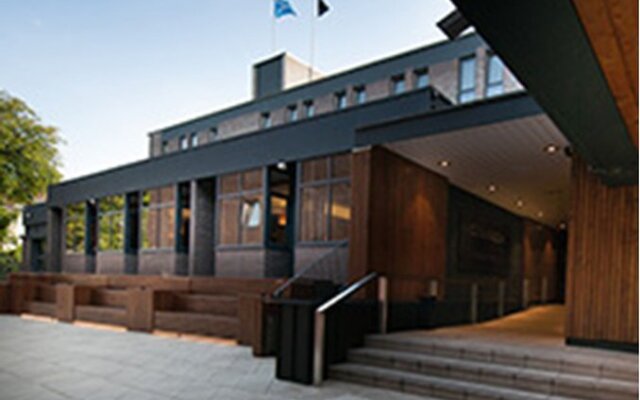 Отель GoGlasgow Urban Hotel by Compass Hospitality Великобритания, Глазго - отзывы, цены и фото номеров - забронировать отель GoGlasgow Urban Hotel by Compass Hospitality онлайн вид на фасад