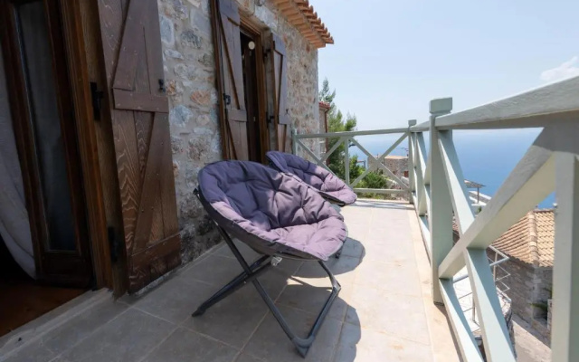 Luxury Stonehouse Verga