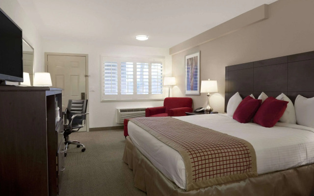 Infinity Inn & Suites
