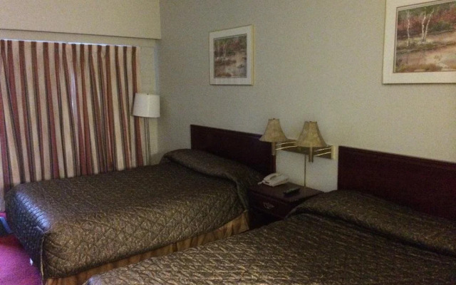 Red Carpet Inn & Suites