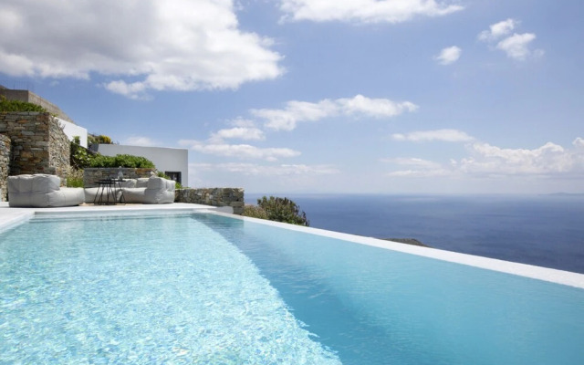 House G in Kardiani Tinos
