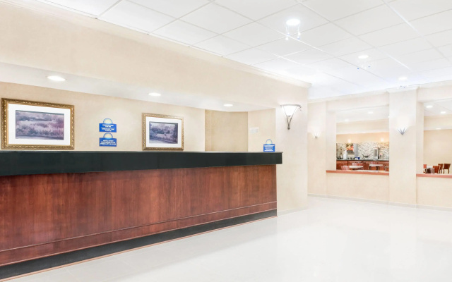 Days Inn & Suites by Wyndham York