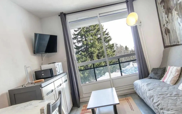 Quiet Mountain Stay in Chamrousse