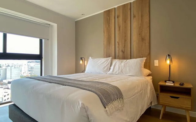 w Amazing 2BR w Balcony View in Miraflores