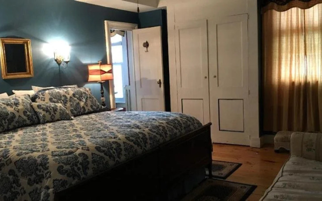 The Red Hook Country Inn