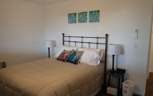 Pleasant Grove Inn