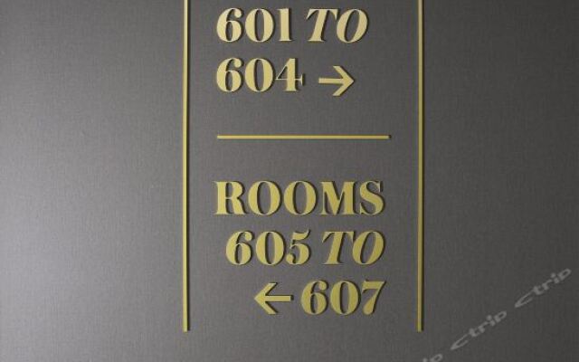 Yurbban Trafalgar Hotel вид на фасад