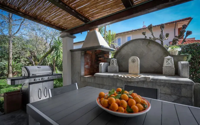 Villa Le Fontanelle In Forte Dei Marmi