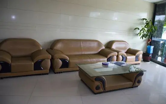 Donghai Hotel