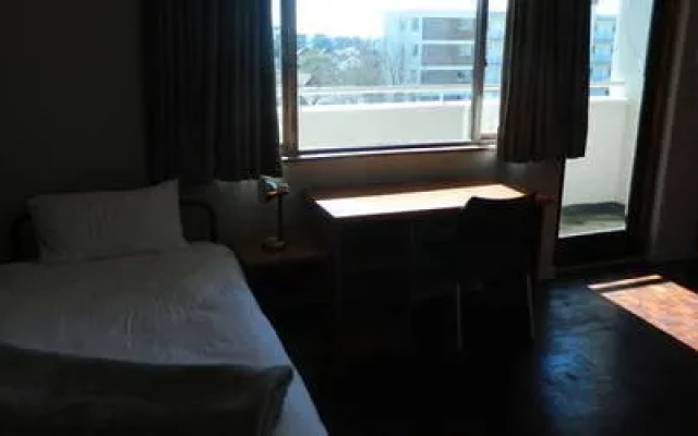 Rondebosch Court