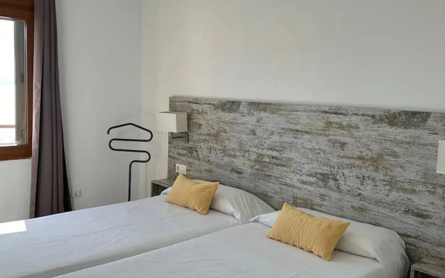 Apartment- Panama in Roses