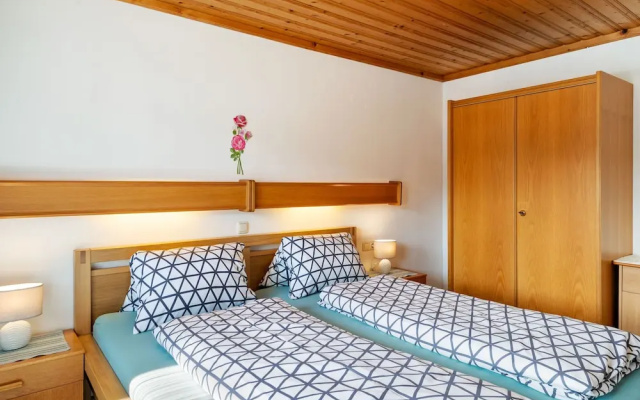 Traditional Apartment in Sankt Jakob im Haus With Garden