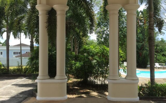 Krabi Golden Hill Hotel вид на фасад