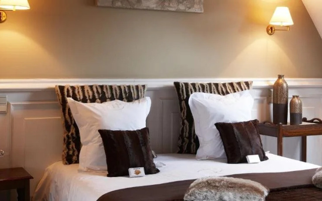 Number 11 Exclusive Guesthouse