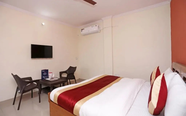 Hotel R K Residency By OYO Rooms