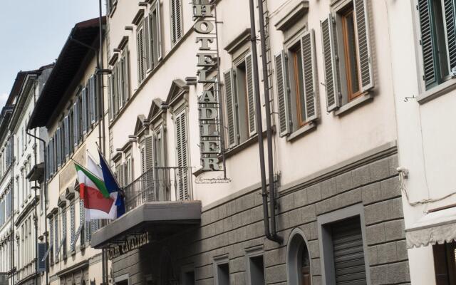 Adler Cavalieri Hotel вид на фасад