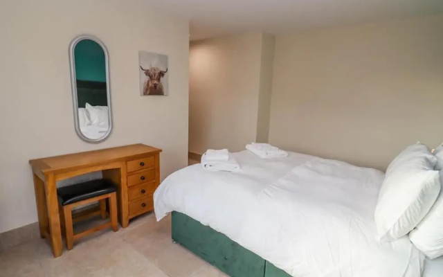 1 Bears Court Little Rissington