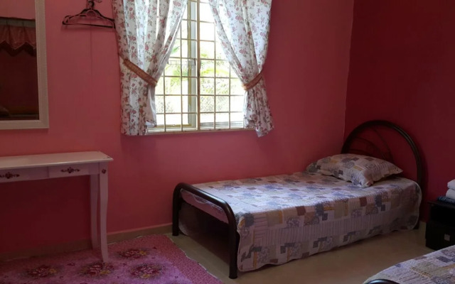 Yasmeen Guesthouse Kemaman