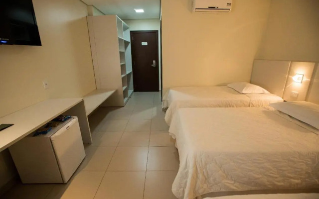 Golden Plaza Hotel by Easy Class