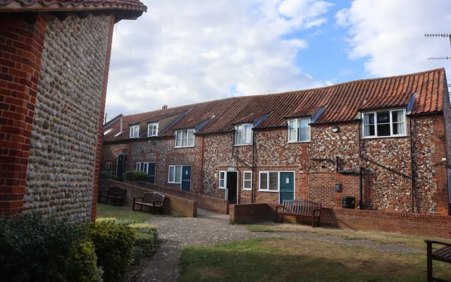 Elmham House - Pilgrim Hotel