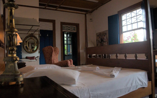 Suites Casa da Colonia