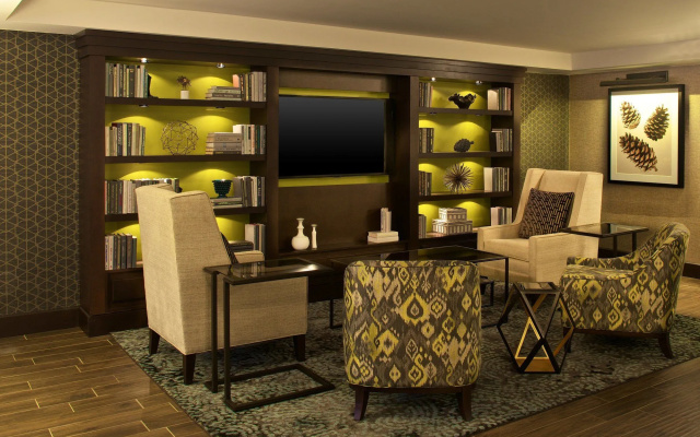 Sheraton Minneapolis West Hotel