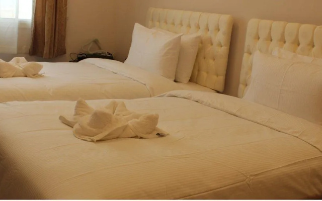 Alhattali Hotel